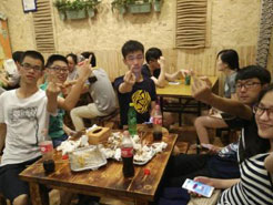 红山烧烤加盟,学烧烤技术,开烧烤店多少钱疯狂烤翅加盟